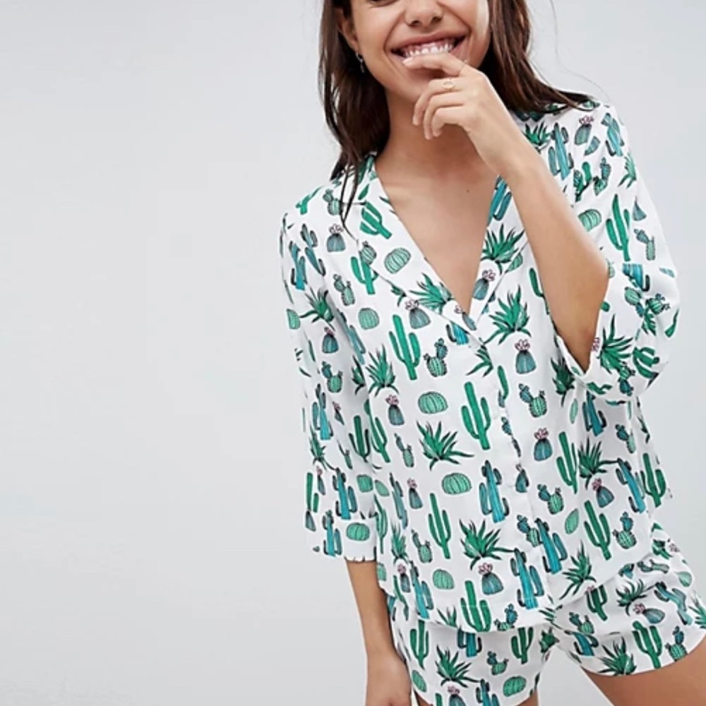 ASOS DESIGN Cactus Traditional Pajamas Set